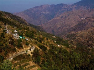 Uttarakhand's Best Kept Secrets: 6 Serene Hill Escapes for Ultimate Peace
Alternatively:
Escape the Crowds: Discover 6 Tranquil Getaways in Uttarakhand's Hills