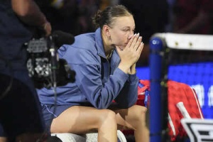 'It was extremely frustrating': Amanda Anisimova blames closed roof for US Open final loss