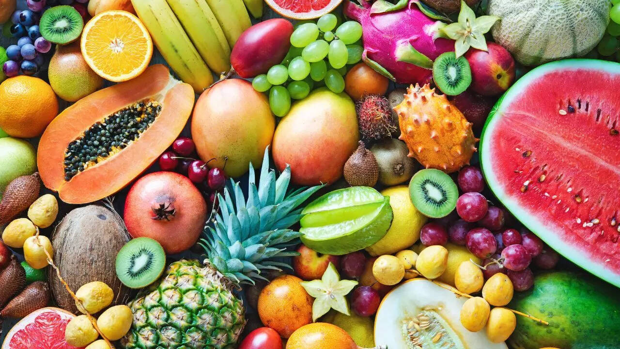 Which fruits are riskier for teeth